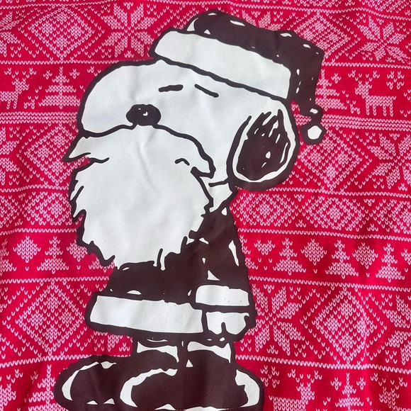 Peanuts Red and White Crewneck Sweater with Snoopy Design size XL - Picture 2 of 7